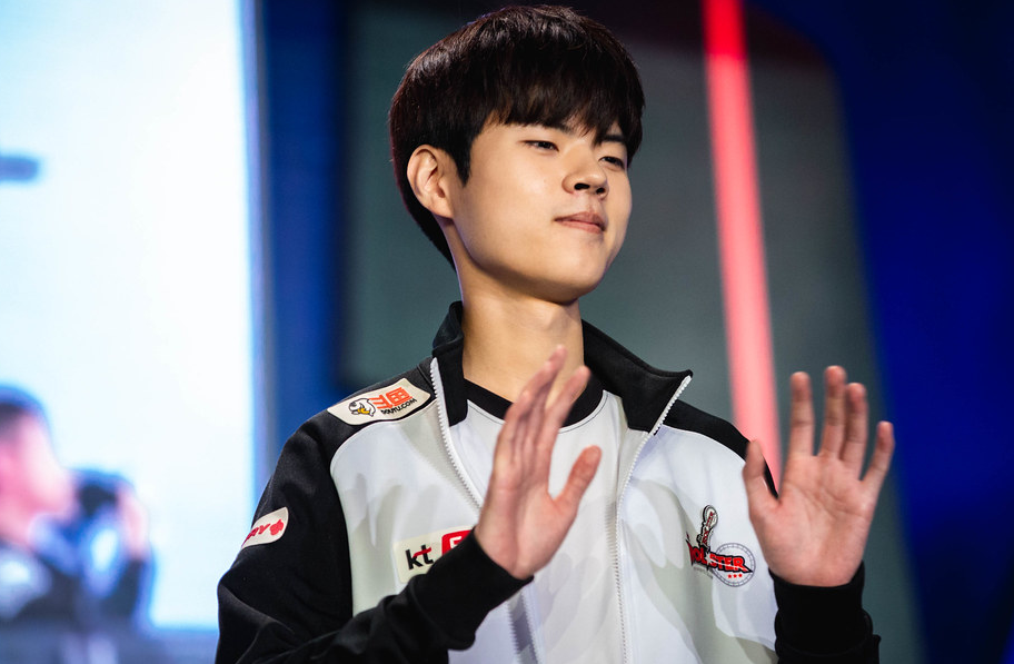 华体会hth-DK碾压BRO，Deft完成史诗逆转小组赛2:1（釜山）